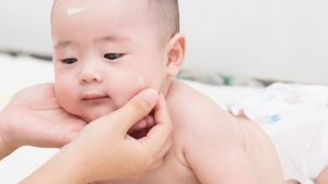 kem dưỡng ẩm cho bé